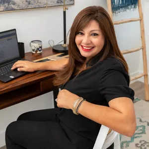Maribel Benitez - Realtor  in CA