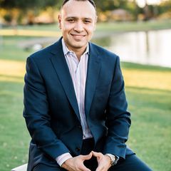 Alan Kushmakov - Ceo & Broker in Gelndale, AZ