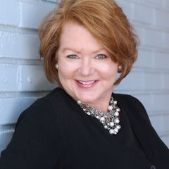 Holly Young - Realtor & Certified Home Stager in St Petersburg, FL