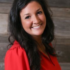 Alexandra Martin in Leawood, KS