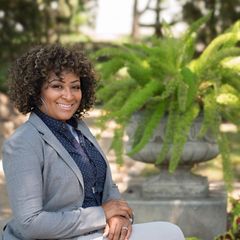 Vanessa Sutton - Real Estate Agent in Seal Beach, CA