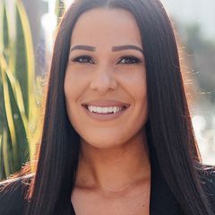 Britney Bartlett in Spring Valley, CA