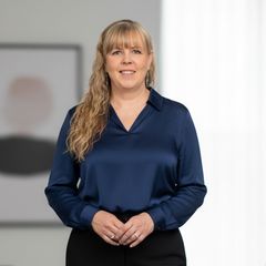 Tara Oates - Realtor in Valencia, CA