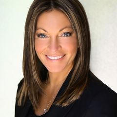 Karla Ballenger - Real Estate Consultant and Partner in New Albany, OH