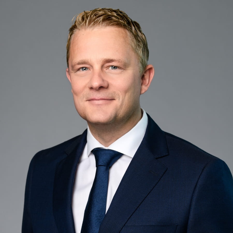 Jos Hesselink - Associate - Research Lead  (EMEA Grade - Associate)