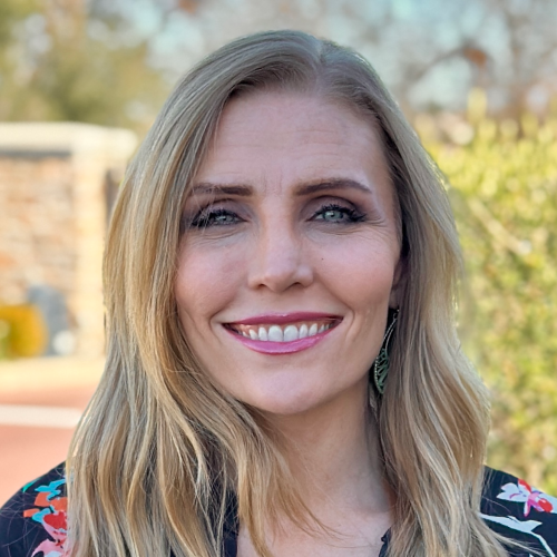 Laralyn Soulier in Roseville