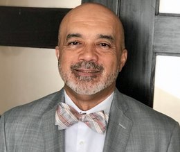 Robert Baez - Broker in Oak Brook, IL