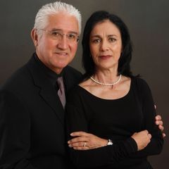 Lucy & Oscar Vega in San Jose, CA