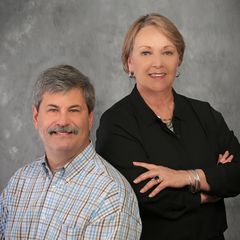 Chuck Hinton     And Cindy Leonard - Real Estate Team Re in Cary, NC