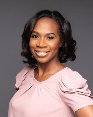 Simone Darville in Cooper City, FL