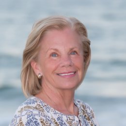 Paula Perkins in Wilmington