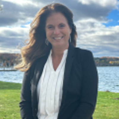 Tami Stanza in Boyne City