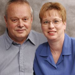 Debbie and Richard Helgeson - Real estate agent in Sun City West, AZ