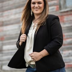 Jessica Davis - Broker Associate in Sturgis, SD