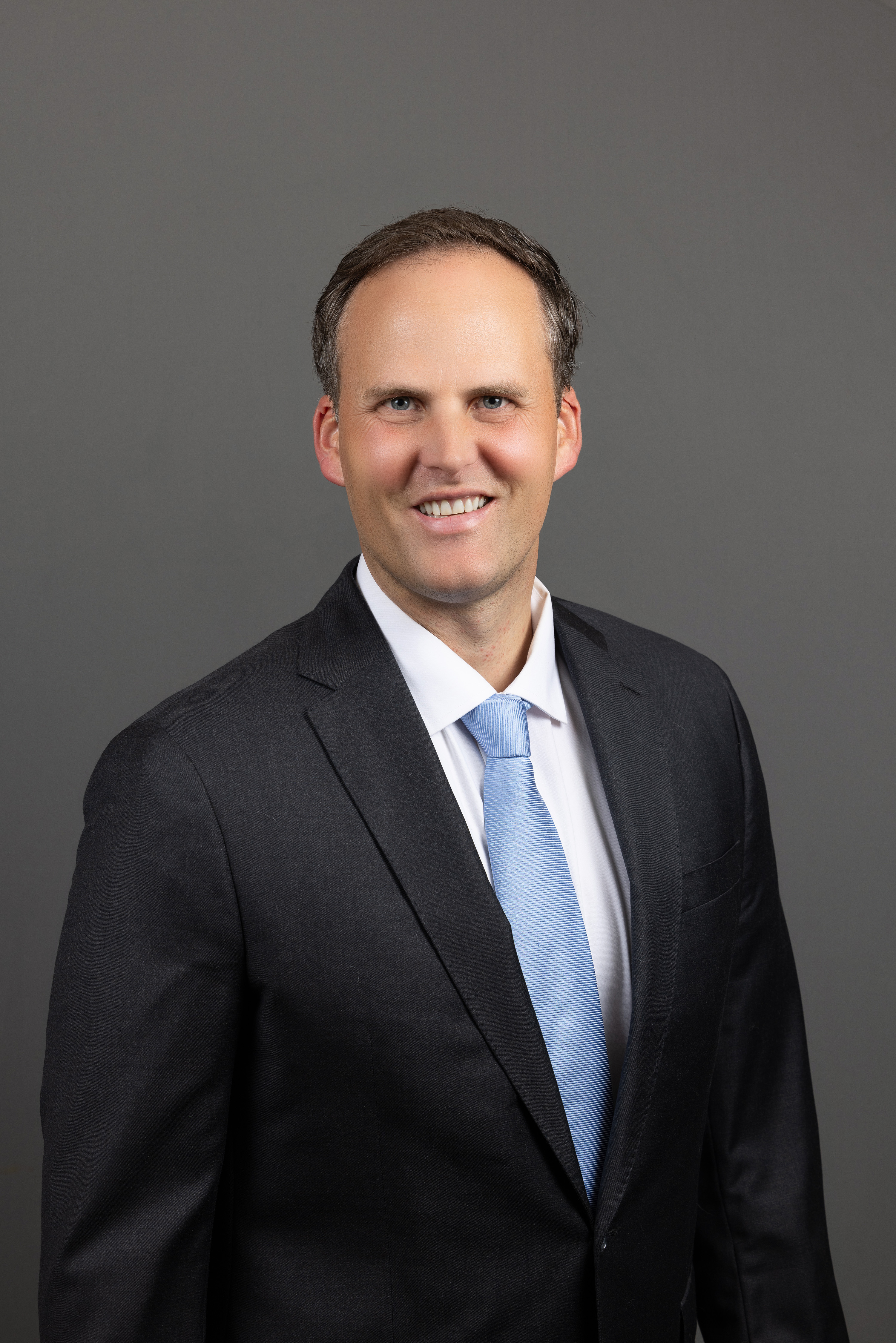 Edward Kramer - Cfp, Mba
