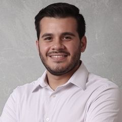 Adrian Hernandez - Realtor Associate in Miami, FL