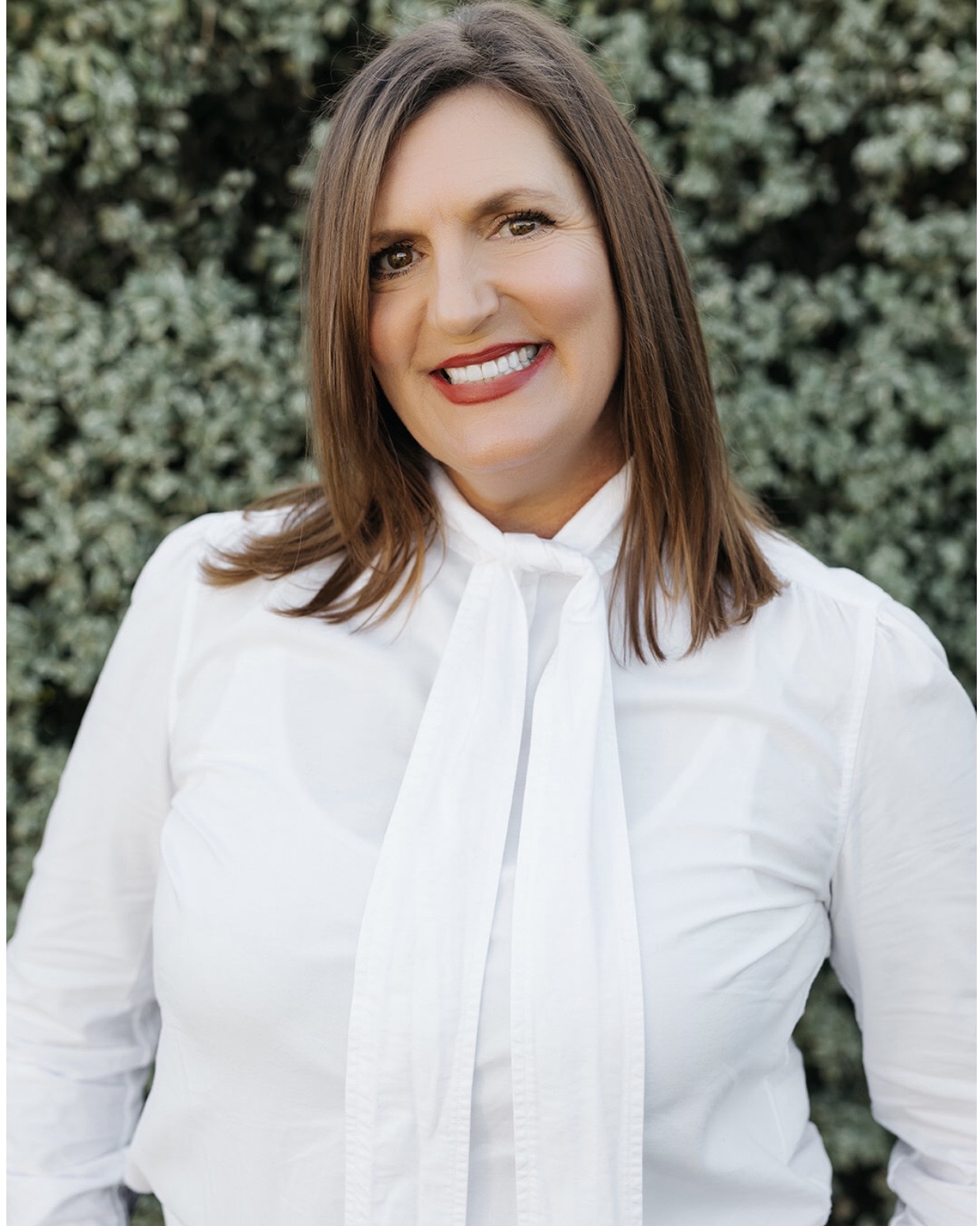 Leslie Simpkins - sales associate in Napa, CA