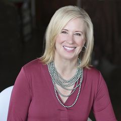 Patricia Wall Bold Marketing Team - Realtor in Saint Paul, MN
