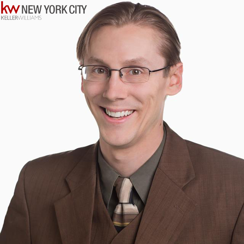 Christopher Gobles - Realtor in New York, NY