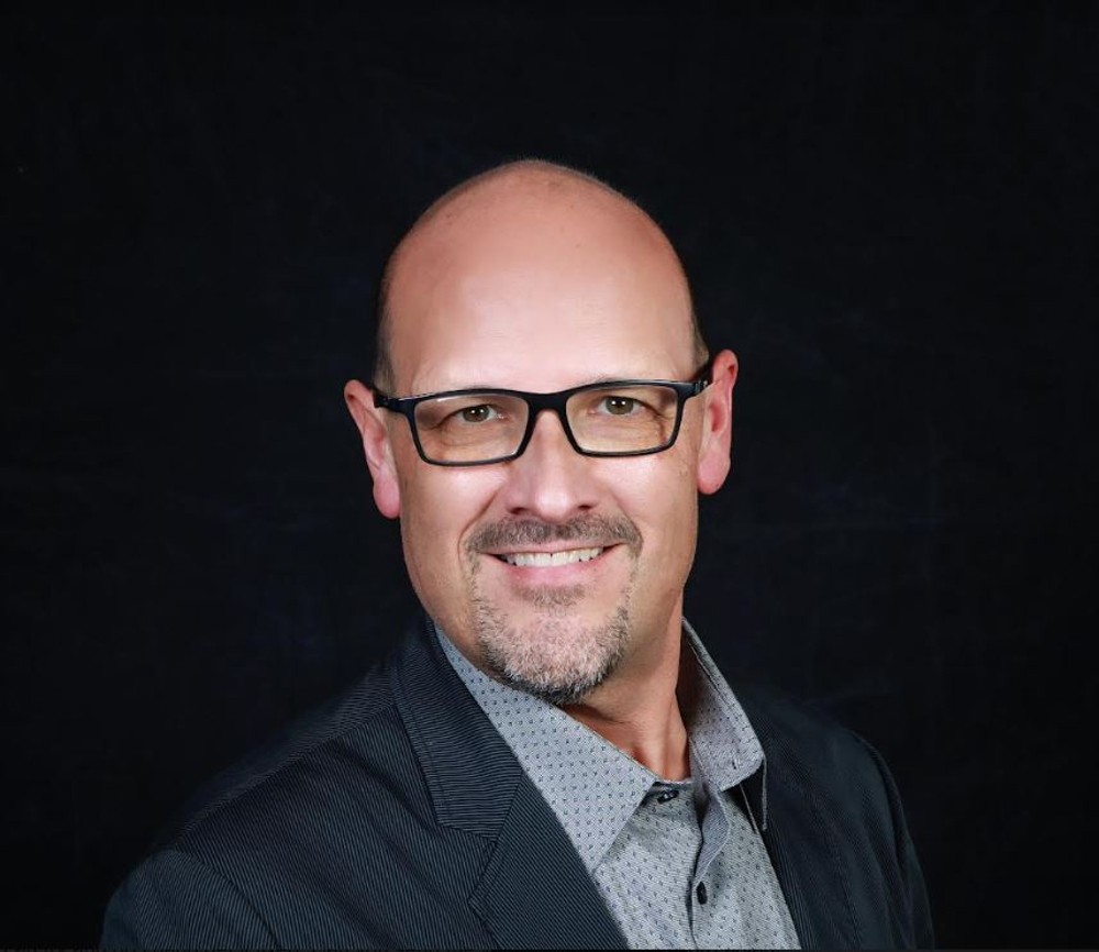 James Montalvo - Realtor in Olathe, KS
