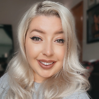 Tiffany Lee - Realtor in LA