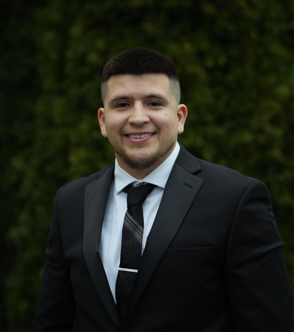 Matthew Abregu - Realtor in Leesburg, VA
