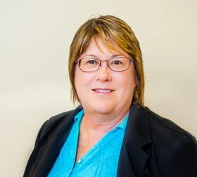 Roxanne Coffelt in Warsaw, IN