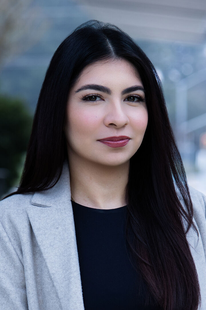 Dayanara Millan - Realtor in Elk Grove, CA