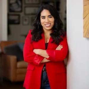 Yanira Fosnaugh - Realtor