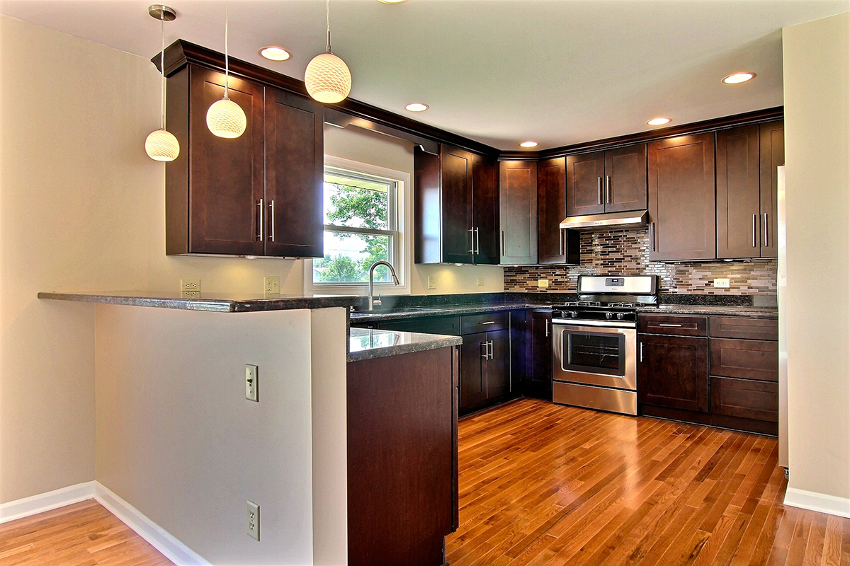 Radiance Homes Llc in Merrillville, IN