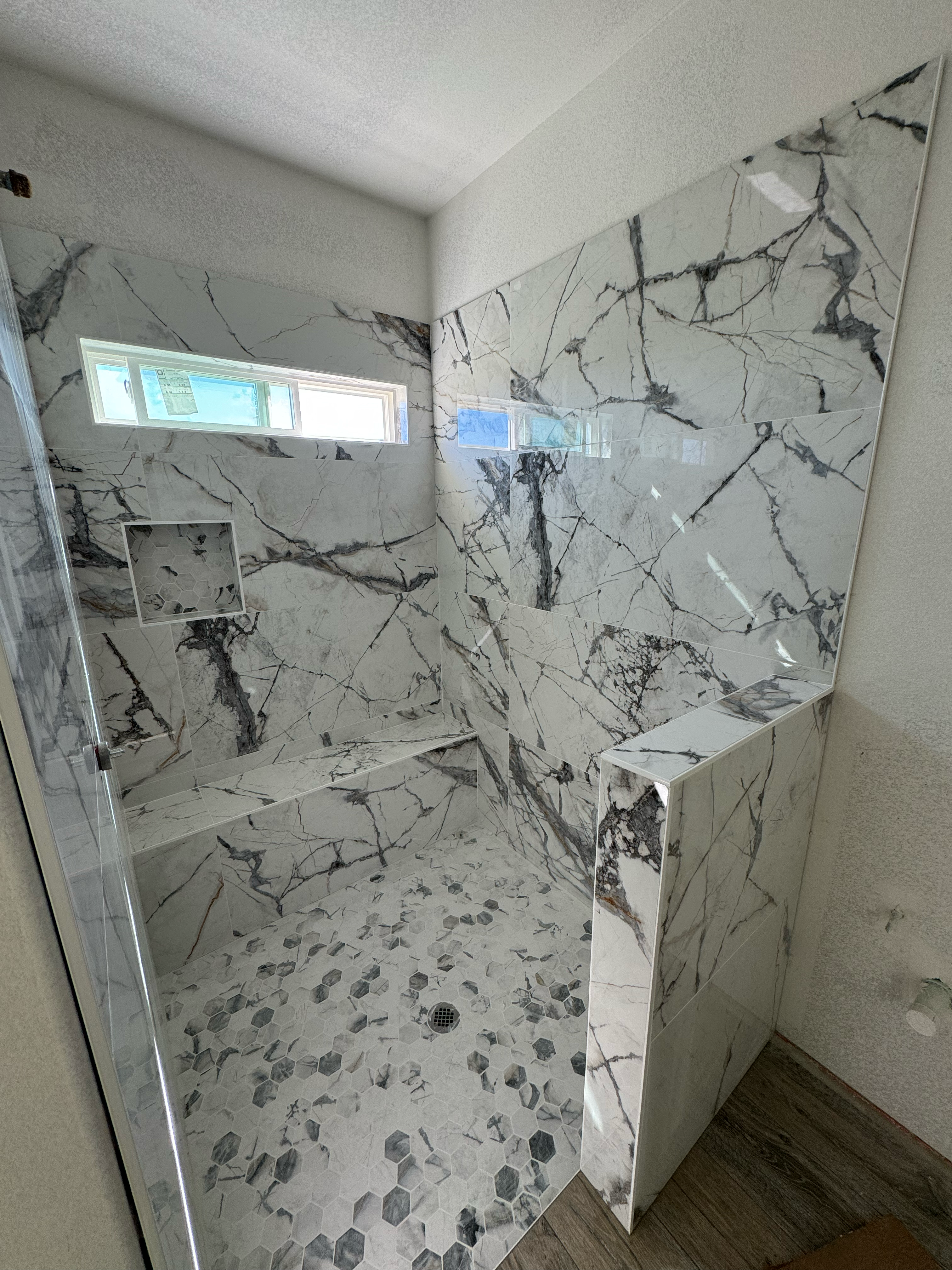 Ramiro Flooring in Dallas, TX