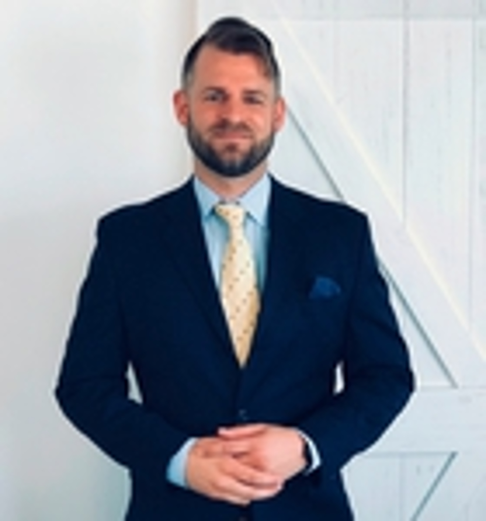 Jordan Riesgraf - Realtor in Minnetonka, MN