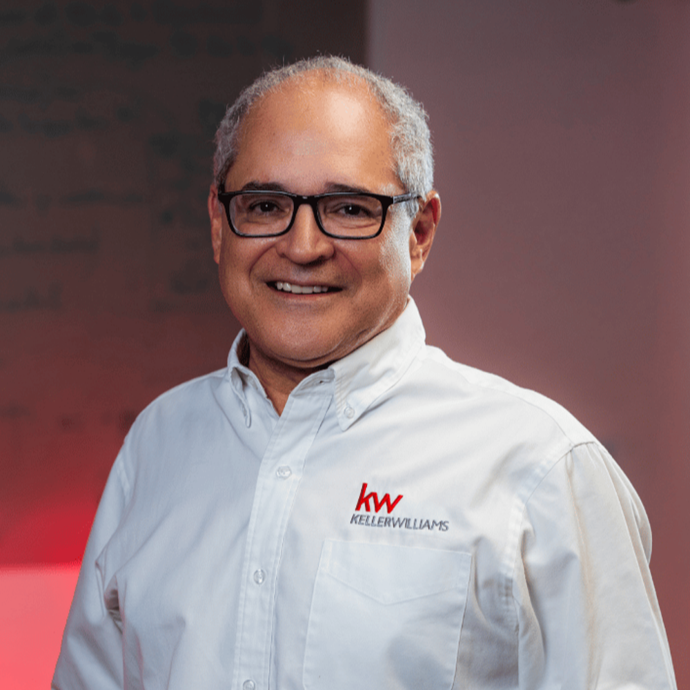 Roberto Serrano Sr - Realtor