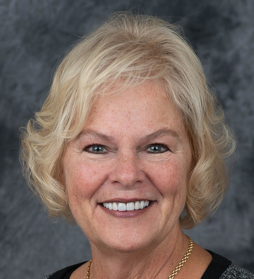 Linda Chamas - Realtor in Englishtown, NJ