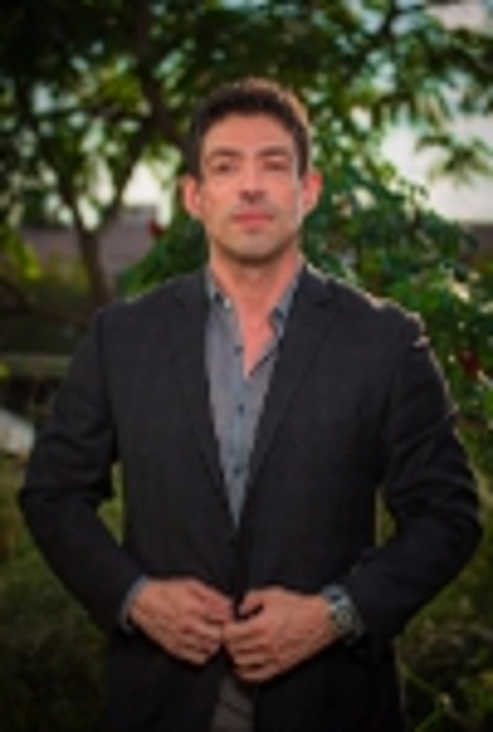 Edwin Flores - Realtor in Fort Lee, NJ