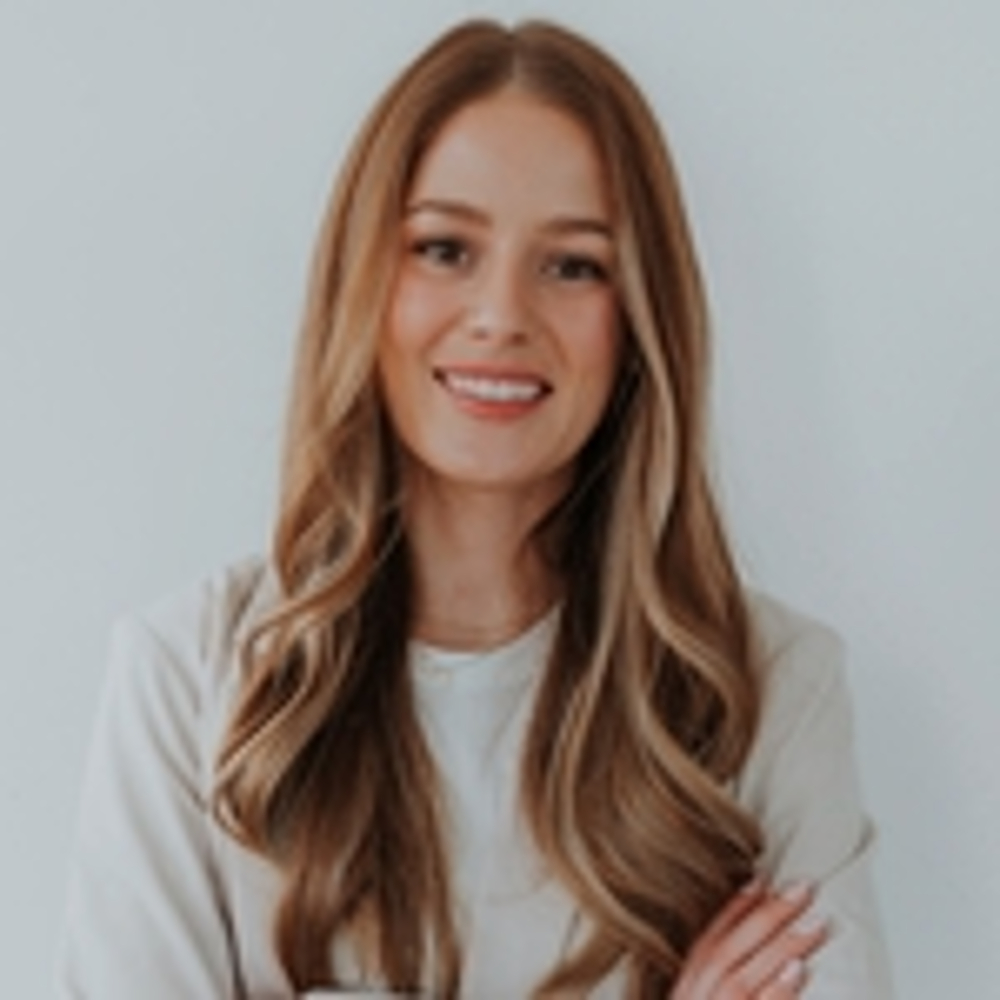 Jessica Booth - Realtor in Bedford, NH