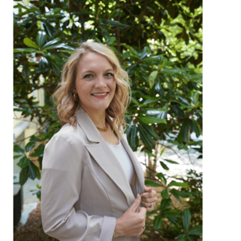 Bri Holt - Realtor in Hendersonville, NC