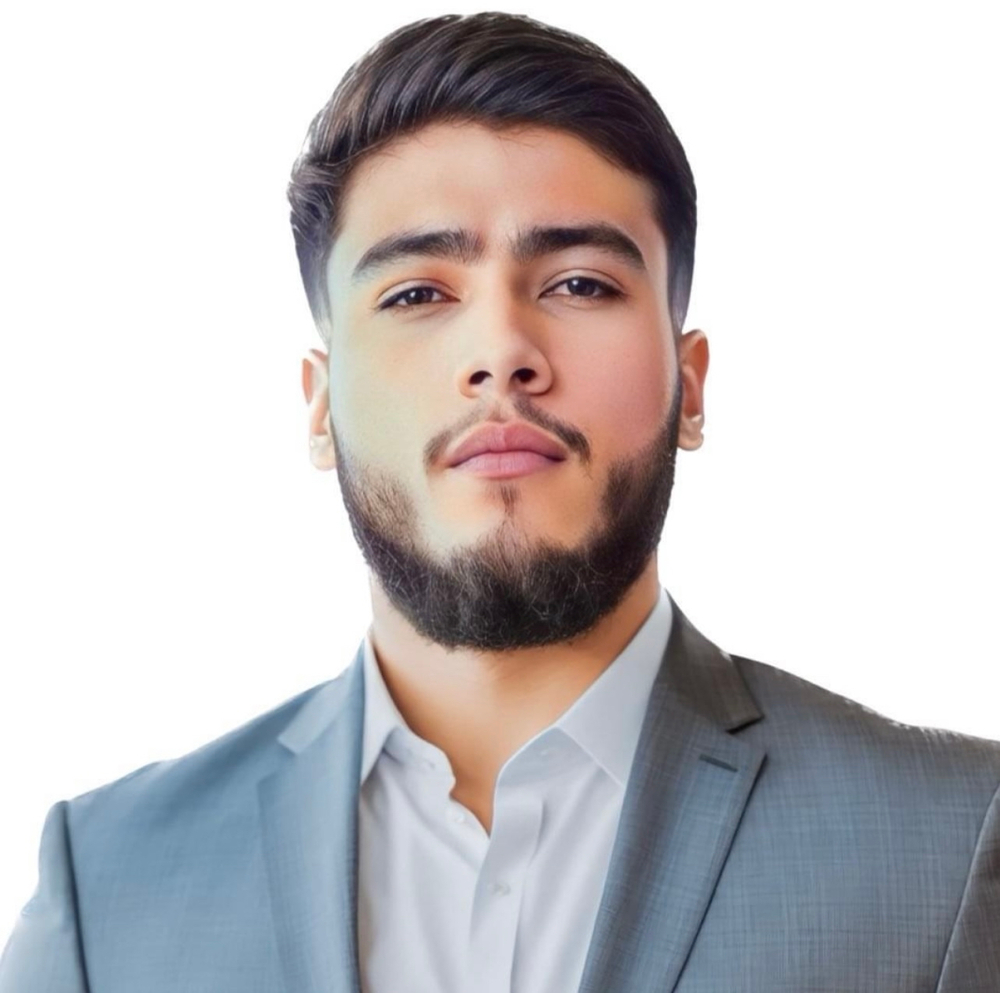 Jonathan Solis - Realtor