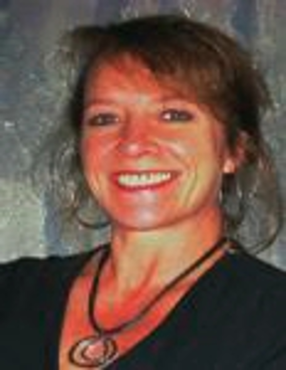 Gina Ray - Realtor in New Bern, NC