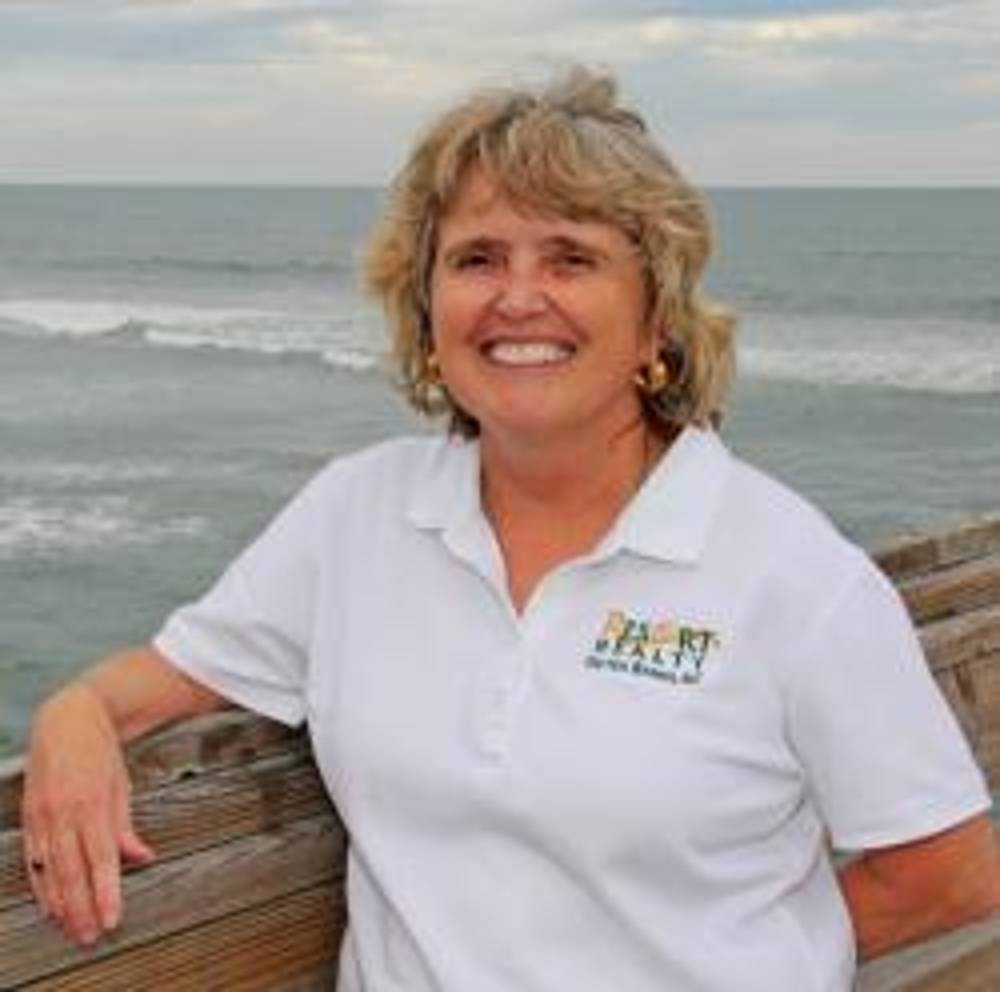 Cherie Beacham - Realtor in Southern Shores, NC