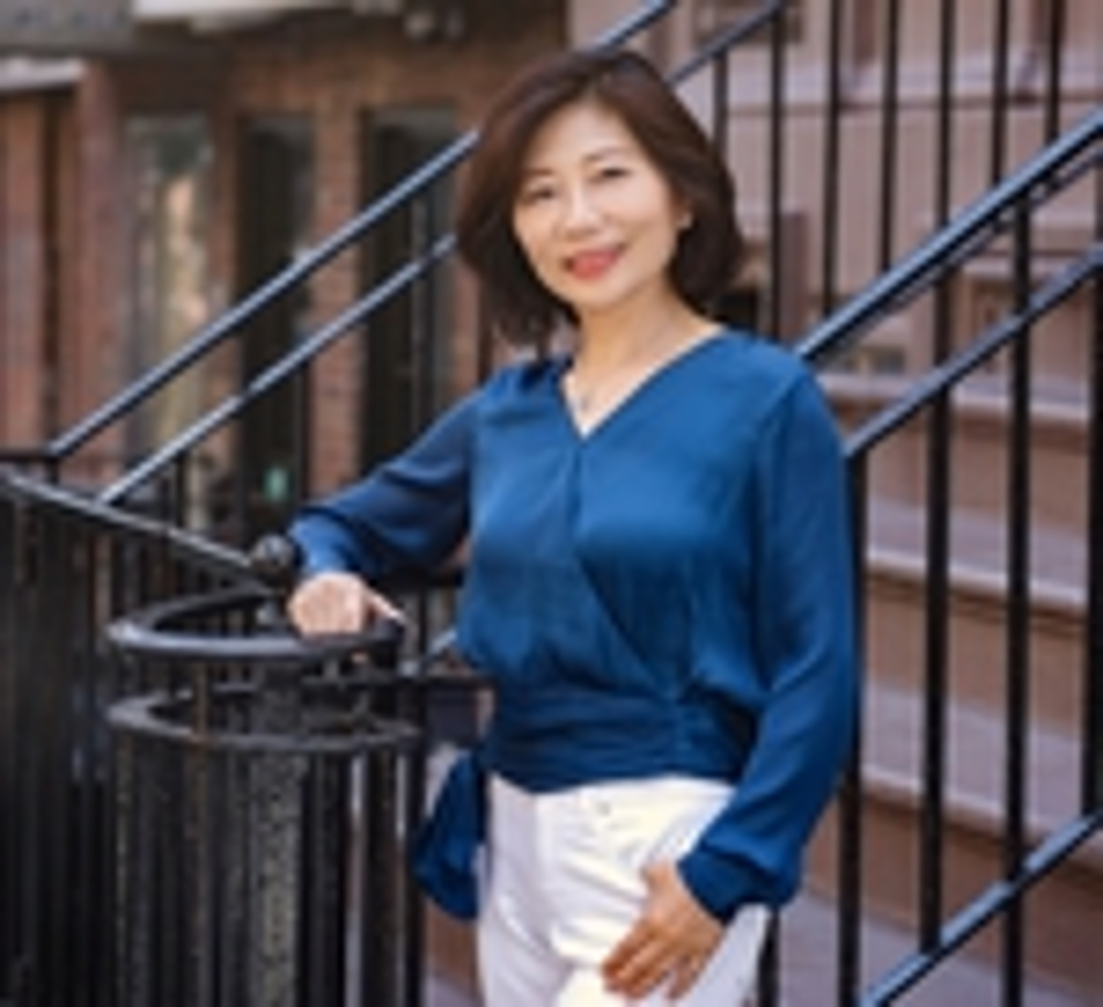 Julia Li - Realtor in New York, NY