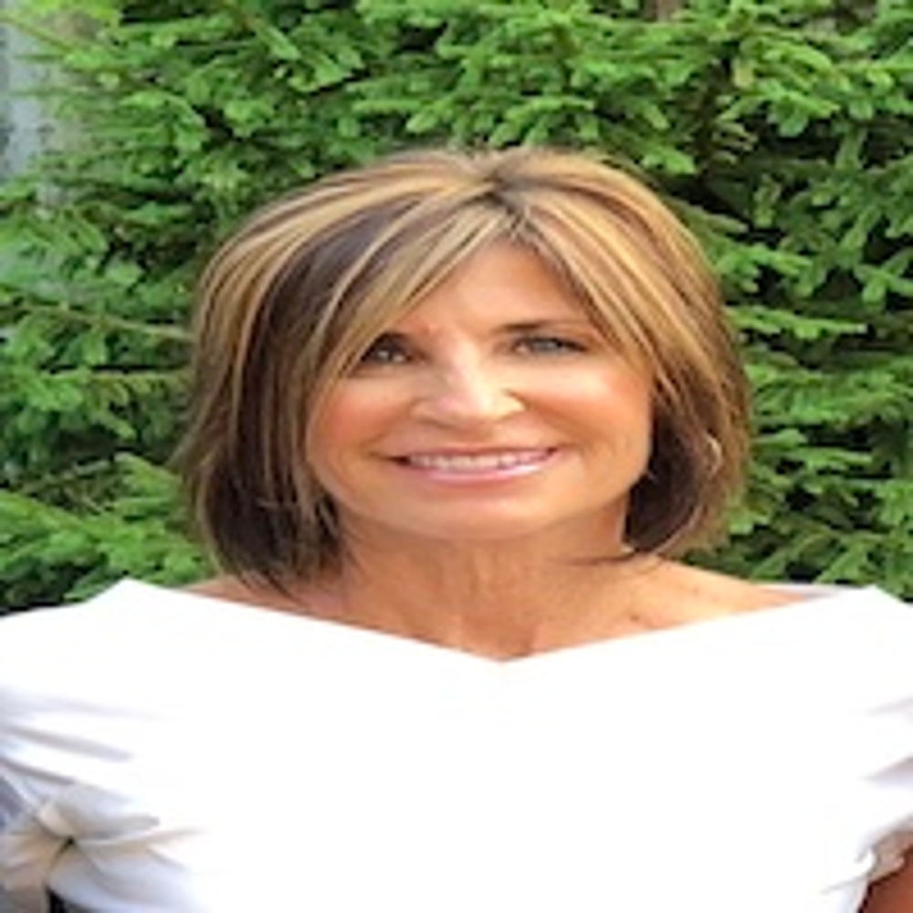 Mary Ellen Norton - Realtor in Cleveland, OH