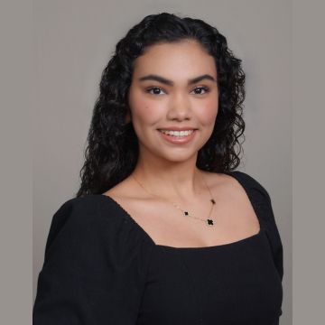 Frida Flores - Realtor in TX