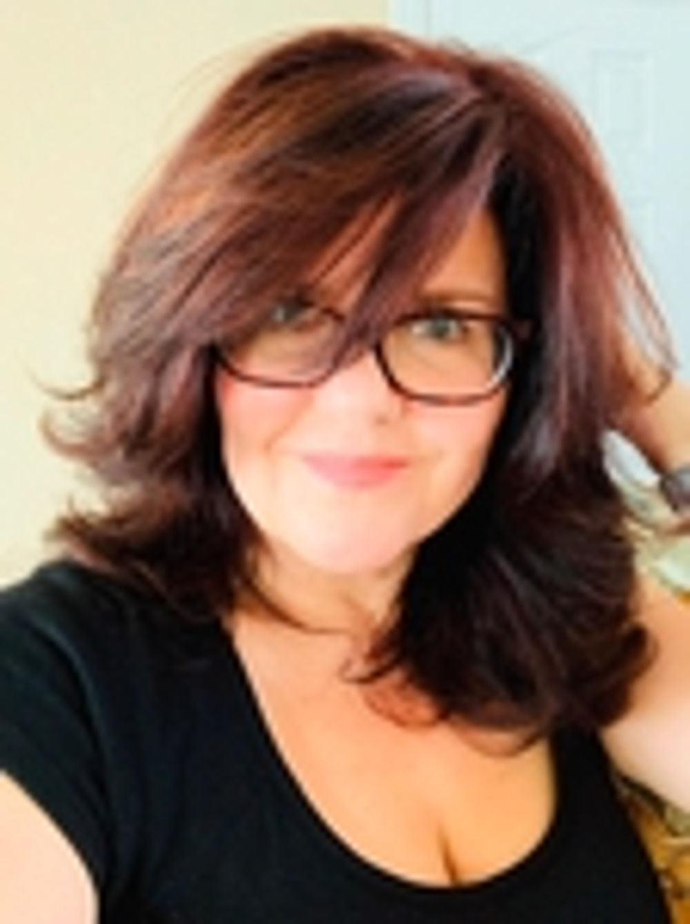 Lainee Hubbard - Realtor