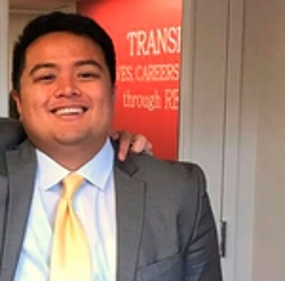Pj Santiago - Realtor in Mclean, VA
