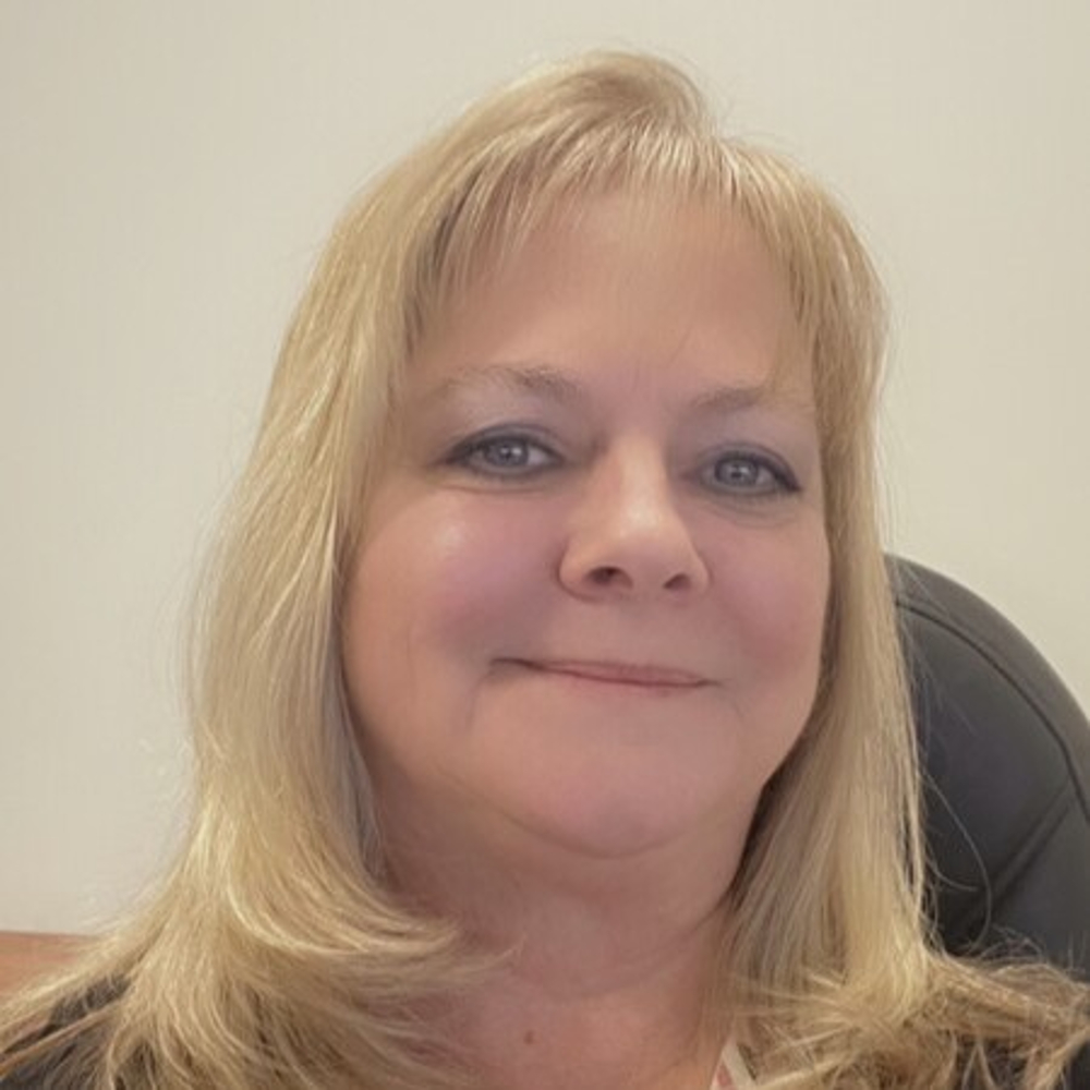 Cyndi Frost - Realtor in Bothell, WA