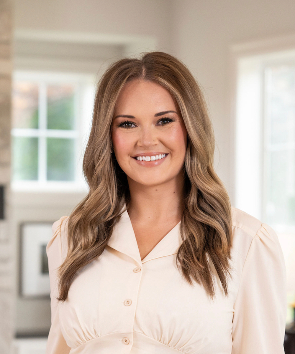 Chloe Janich - Realtor in Whitefish Bay, WI