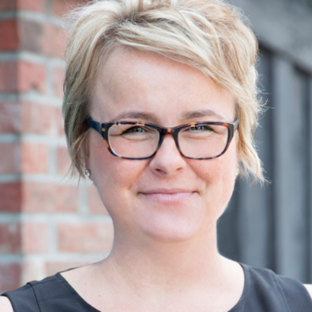 Klara Dove - Realtor in Seattle, WA