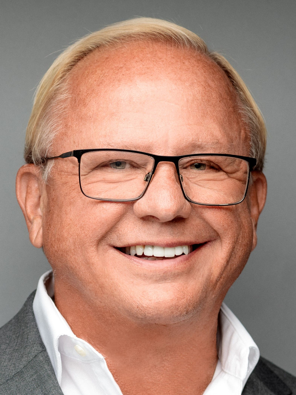 Bruce Larson - Realtor in Naples, FL