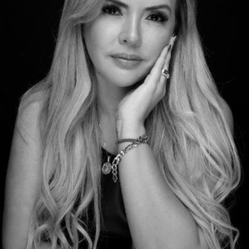 Monica Arteritano - Realtor in Weston, FL